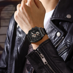 Grand Noir Quartz Watch